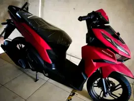 HONDA VARIO 125 ISS RED