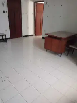 Rumah Jl Kawung Deket Indrapura, Perak, Rajawali