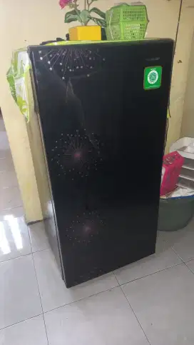 Kulkas 1 pintu merk: sharp