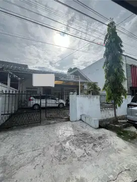 Dijual Rumah JL Gunung Mas