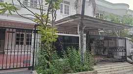 Jual Cepat! Rumah Siap Huni di Janur Elok, Lebar 11m – Lokasi Premium