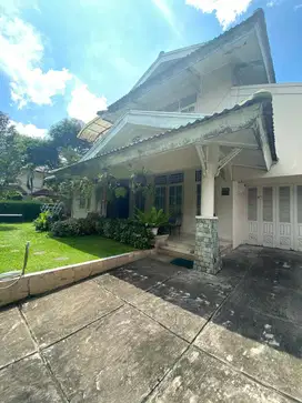 Rumah asri siap huni sudah baja ringan di bintaro, tangerang selatan