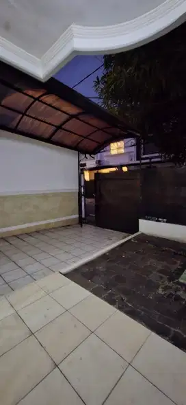 Jual murah Rumah Pondok Indah Alam Segar Jaksel