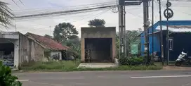 Dijual lahan pinggir jalan 715 meter