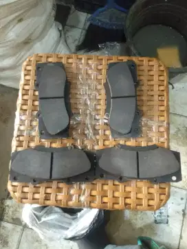 Kampas rem Fortuner