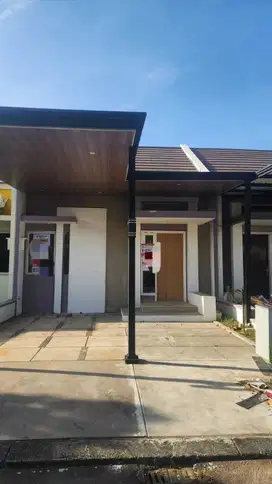 Rumah Fedora Suvarna Sutera Siap Huni