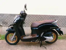 58@: DP:750 RB B DEPOK SCOOPY FESTIGE HITAM