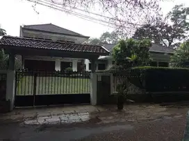 Dijual Rumah Lama Strategis Sayap Dago Kota Bandung