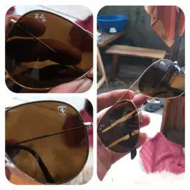 Kacamata RayBan - Ferrari