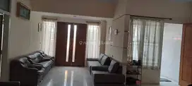 Dijual Rumah Strategis area Perdagangan dan Sekolah Cirebon Kota