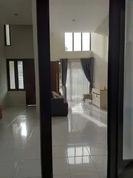 Disewakan Rumah Citra gran siap huni cluster bagus