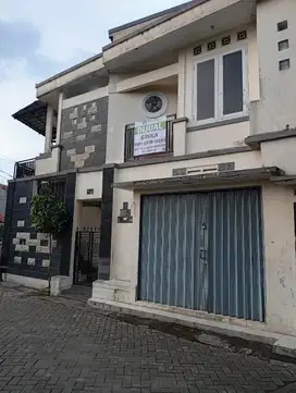Rumah paviliun ruko