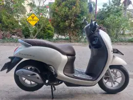 (DP 500 Rb)‼️ Scoopy Prestige Keyless Putih 2022 Cash & Kredit