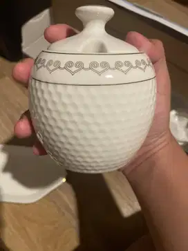Capodimonte seasoning pot