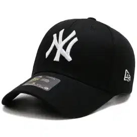 Topi pria distro
