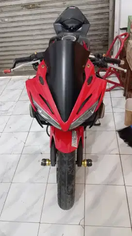 Honda cbr 150r 2017