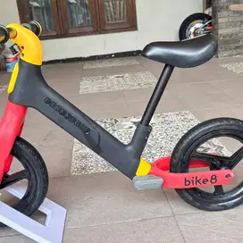 BIKE8 SF-1 PRO Balance Bike / Push Bike - Sepeda Anak