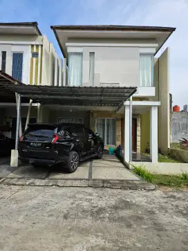 Over Kontrak Rumah di Mahkota Garden jl.Satria Tenayan Raya(Hang Tuah)