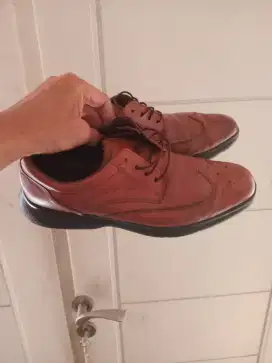 Sepatu kulit Rockport murah