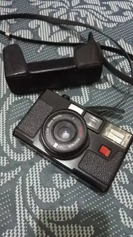 Kamera Ricoh F15