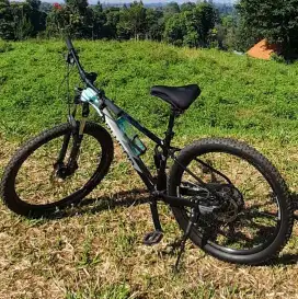Polygon Xtrada 5 2021 ukuran S