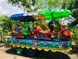 Kereta Panggung Karakter Animal