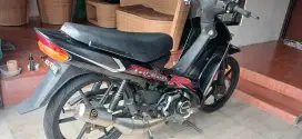 YAMAHA FIZ HITAM