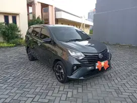 Jual daihatsu sigra R 1.2 MT thn 2023