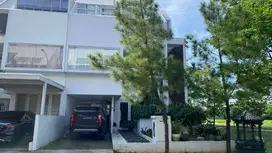 JUAL Rumah mewah 3 lantai di Cluster Asera One East (C0455)