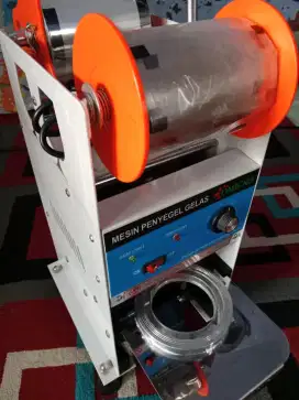 Mesin cup sealer ( mesin penyegel gelas )
