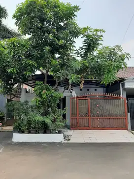 Jual Rumah tanah luas one gate system Pamulang tangerang selatan