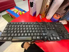 DIJUAL KEYBORD MASIH BAGUS