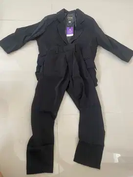 Jas hitam anak 5 tahun