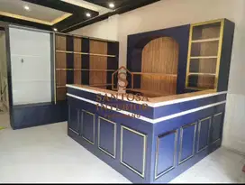 meja kasir dan almari display