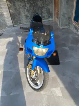 Ninja rt CBU asli biru