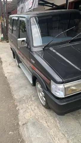 Dijual kijang super 1.800 cc tahun 1996
