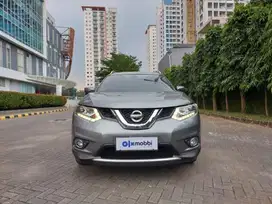 TDP 5% ! Nissan X-Trail 2.5 AT 2015 Hitam CVMRB