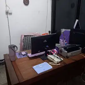 dibutuhkan staff admin
