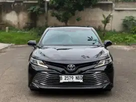 Camry V At 2019 Hitam (gallery)