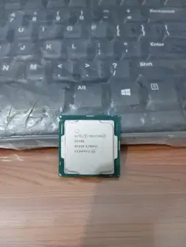 Prosesor prosessor processor intel pentium gold G5400 3.70Ghz LGA 1151