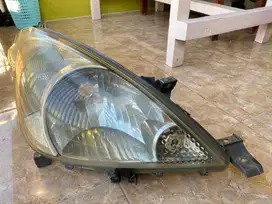Lampu Depan / Headlamp Kanan ORI Innova Tahun 2004-2011