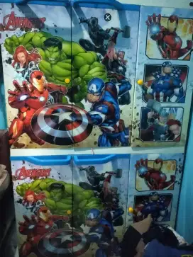 Lemari plastik 3 pintu