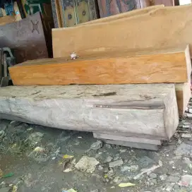 Balok jati kuno
