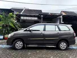 Toyota Kijang Innova 2013 Bensin