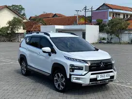 XPANDER CROSS PREMIUM PACKAGE 2023