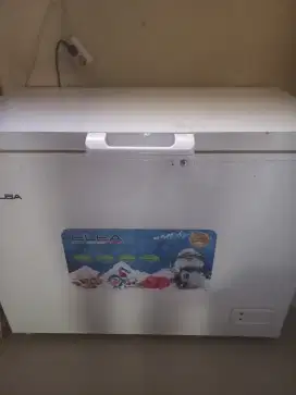 Di jual freezer merek ELBA murah No Minus