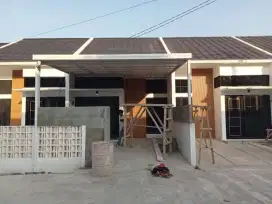Kanopi baja ringan