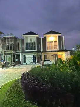 RUMAH 2 LANTAI DU BULUSAN TEMBALANG