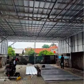 Kanopi baja ringan