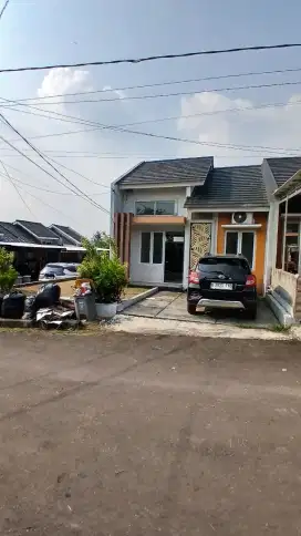 DISEWAKAN 1 UNIT RUMAH